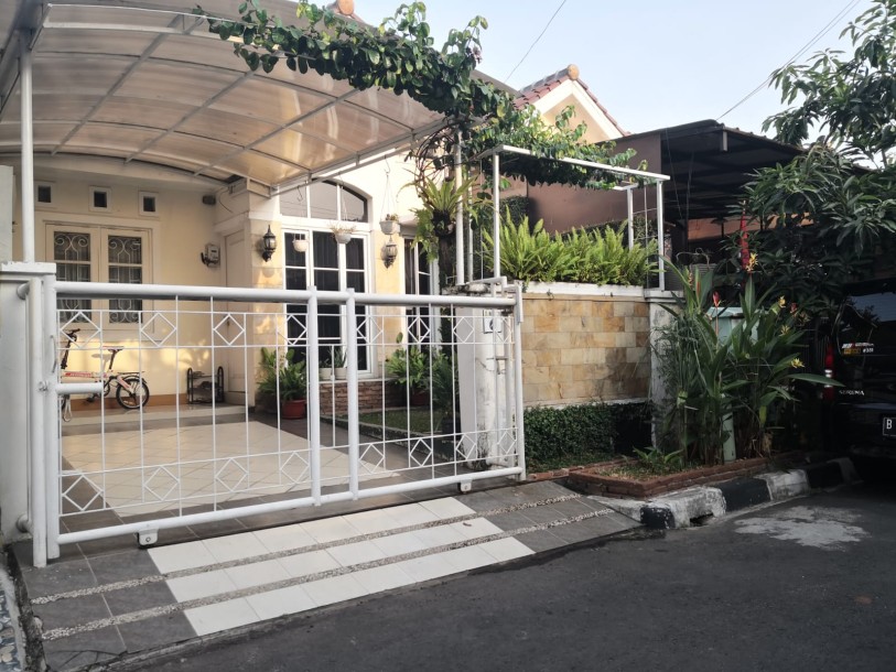 Rumah Metland Menteng Murah Full Furnished Jakarta Timur-0