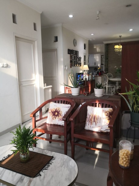 Rumah Full furnish nempel jakarta garden city-4
