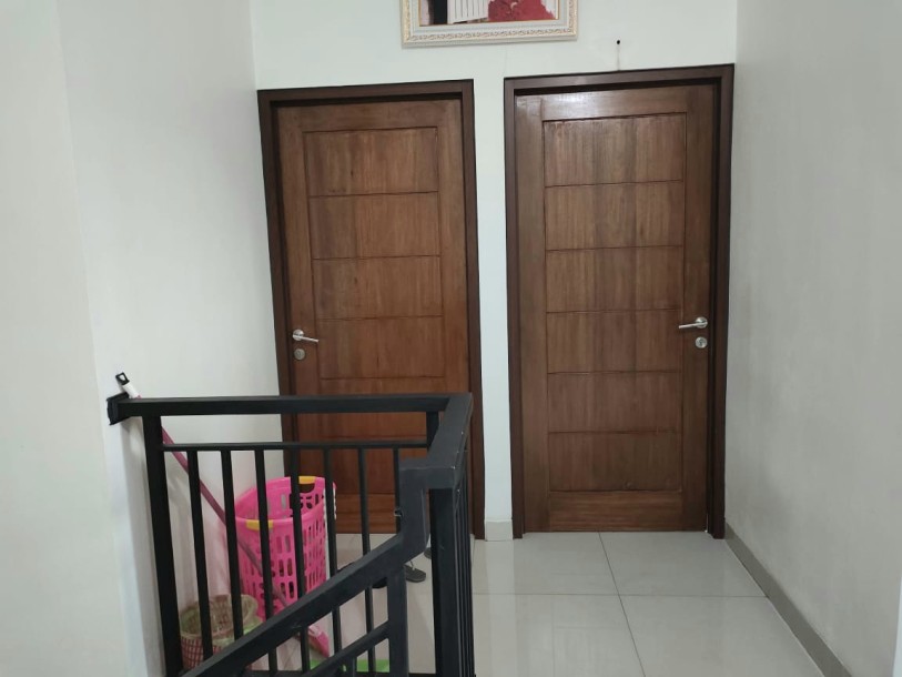 Rumah 2 lantai rapih siap huni di Jakamulya, Bekasi-8