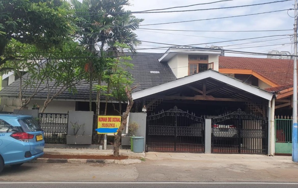 Dijual Rumah yang Luas Dekat Tol di Cempaka Putih Jakarta Pusat-1