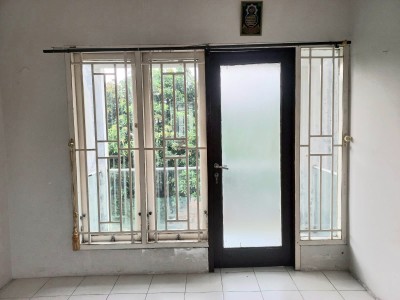 FOR SALE: Rumah Siap huni di Royal Serpong Village, Tangerang-10