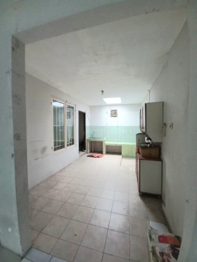 FOR SALE: Rumah Siap huni di Royal Serpong Village, Tangerang-12