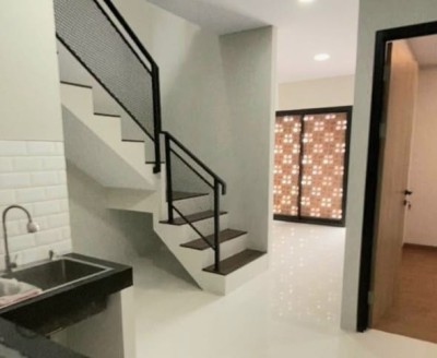 For sale Rumah siap huni di Jagakarsa Town House, Jakarta Selatan-1