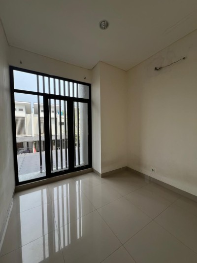 DIJUAL RUMAH DI CLUSTER SHINANO JGC UKURAN 6X15-3