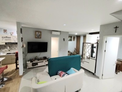 Dijual Rumah siap huni Semi Furnish, Full Renov, di Cluster Yarra, Jakarta Garden City, Jakarta Timur-6