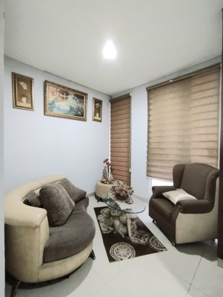 Dijual Rumah siap huni Semi Furnish, Full Renov, di Cluster Yarra, Jakarta Garden City, Jakarta Timur-9