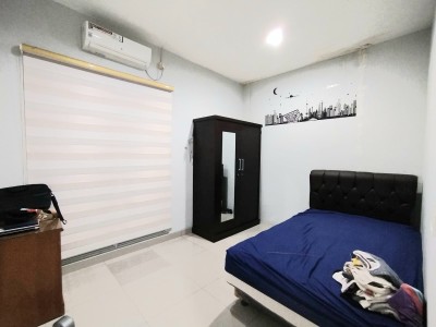 Dijual Rumah siap huni Semi Furnish, Full Renov, di Cluster Yarra, Jakarta Garden City, Jakarta Timur-10