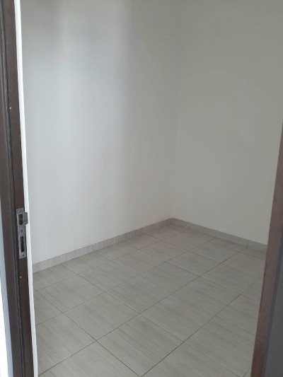 Dijual Rumah Kos2an 3 Lantai Lokasi Sangat strategis di Tanjung Duren, Jakarta Barat-2