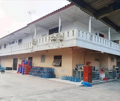 DIJUAL Ruko/Rumah di jalan raya Duren Sawit.   Lokasi bagus banget.  Tanahnya masih luas-2